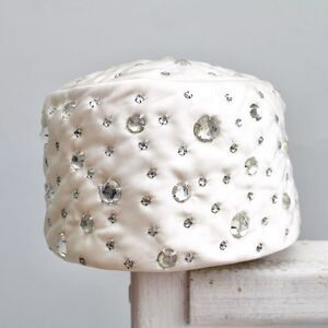 Marshall Field's Vintage RARE White Satin Silk Rhinestone Pillbox Hat